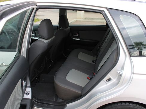 Used 2009 Kia Spectra5 SX image 10