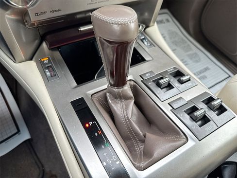 Used 2019 Lexus GX 460 Luxury image 18