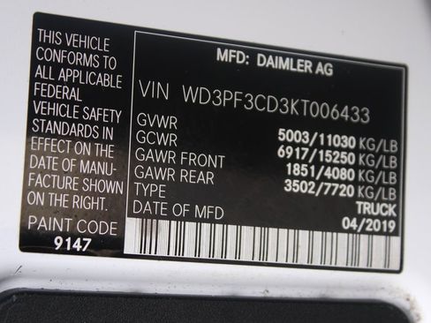 Used 2019 Mercedes-Benz Sprinter 144 Cargo image 38