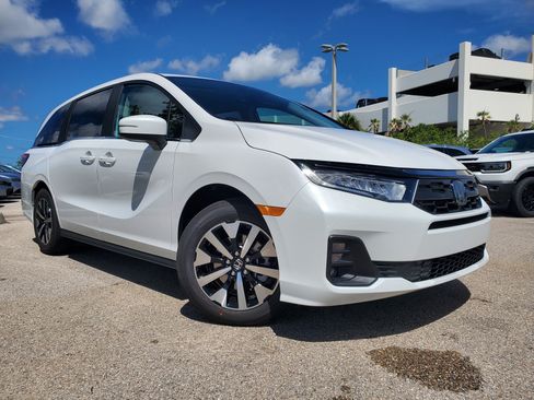 New 2026 Honda Odyssey EX-L image 3