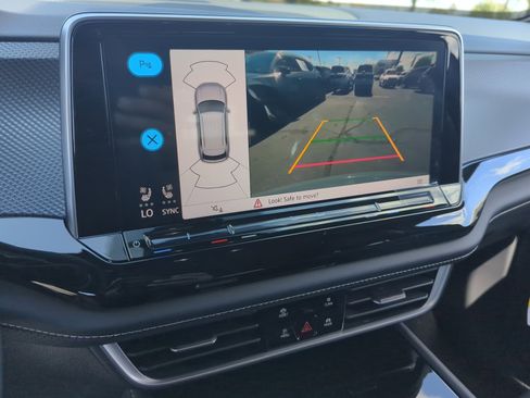 New 2026 Volkswagen Atlas Cross Sport SEL R-Line image 27