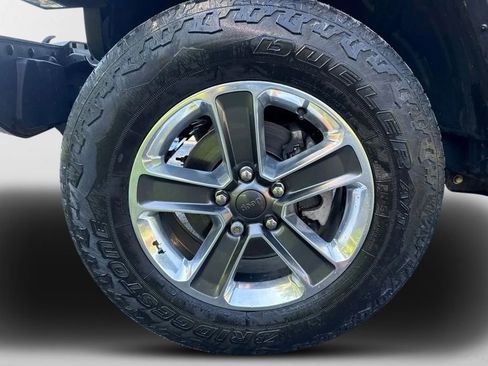 Used 2021 Jeep Wrangler Unlimited Sahara w/ LED Lighting Group AWD/4WD image 10