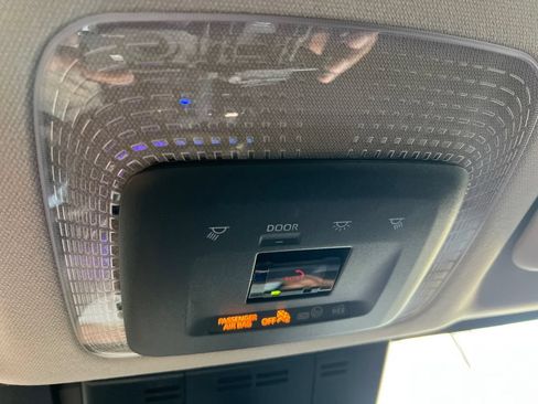 New 2026 Toyota Prius Plug-In Hybrid FWD image 22