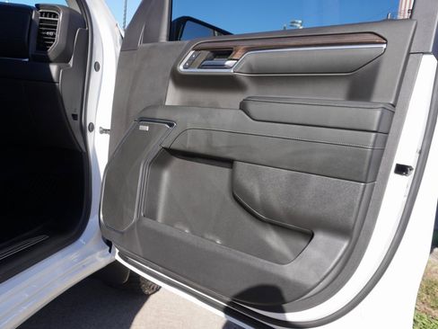 Used 2024 Chevrolet Silverado 1500 RST w/ Convenience Package II image 23