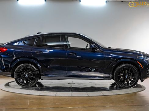 Used 2025 BMW X6 xDrive40i w/ Climate Comfort Package AWD/4WD image 9