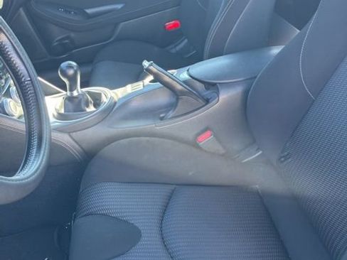 Used 2011 Nissan 370Z Touring w/ Sport Pkg image 10