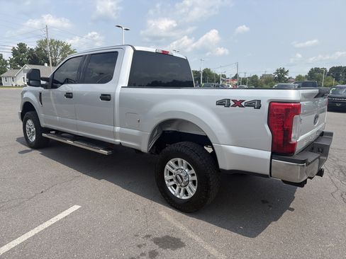 Used 2018 Ford F250 XLT AWD/4WD image 7