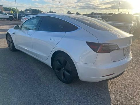 Used 2020 Tesla Model 3 Standard Range Plus RWD image 3