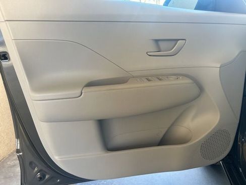 New 2026 Hyundai Kona SE image 13