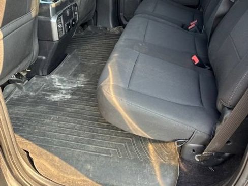 Used 2019 Ford F150 XLT w/ Equipment Group 302A Luxury AWD/4WD image 9