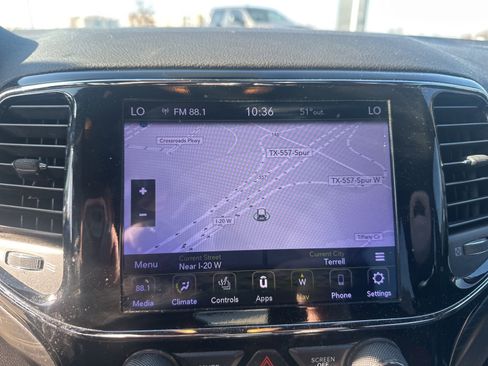 Used 2019 Jeep Grand Cherokee Altitude image 13