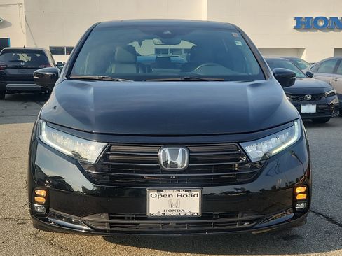 Certified 2023 Honda Odyssey Sport image 2