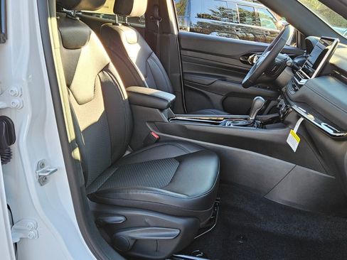 New 2026 Jeep Compass Latitude image 15