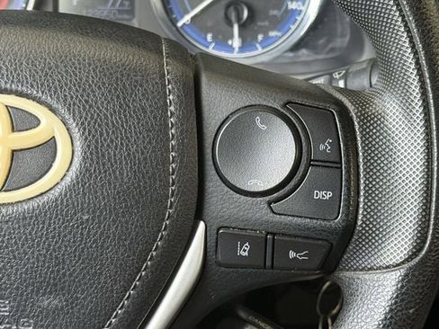 Used 2019 Toyota Corolla LE FWD image 15