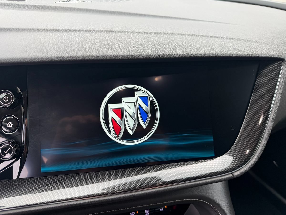 Used 2023 Buick Envision Essence w/ Technology Package I AWD/4WD image 14