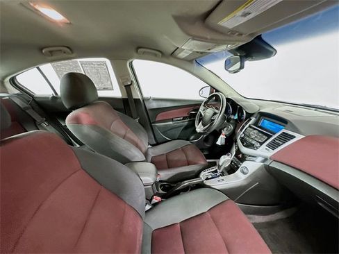 Used 2012 Chevrolet Cruze Eco image 25