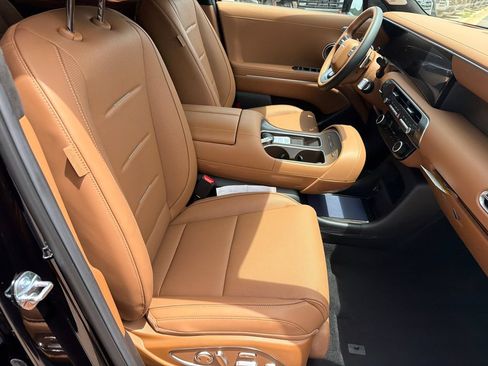 New 2026 Hyundai Palisade Calligraphy FWD image 14
