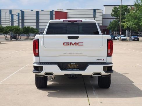 Used 2024 GMC Sierra 1500 AT4 w/ Technology Package AWD/4WD image 6