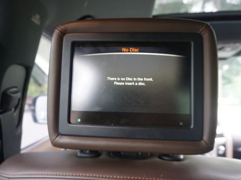 Used 2020 Nissan Armada Platinum w/ Platinum Reserve Package RWD image 16