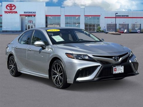Certified 2023 Toyota Camry SE image 2