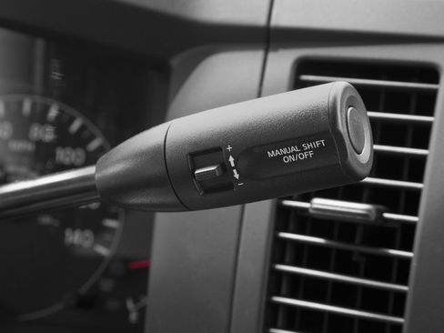 Used 2016 Nissan NV 3500 SL image 13