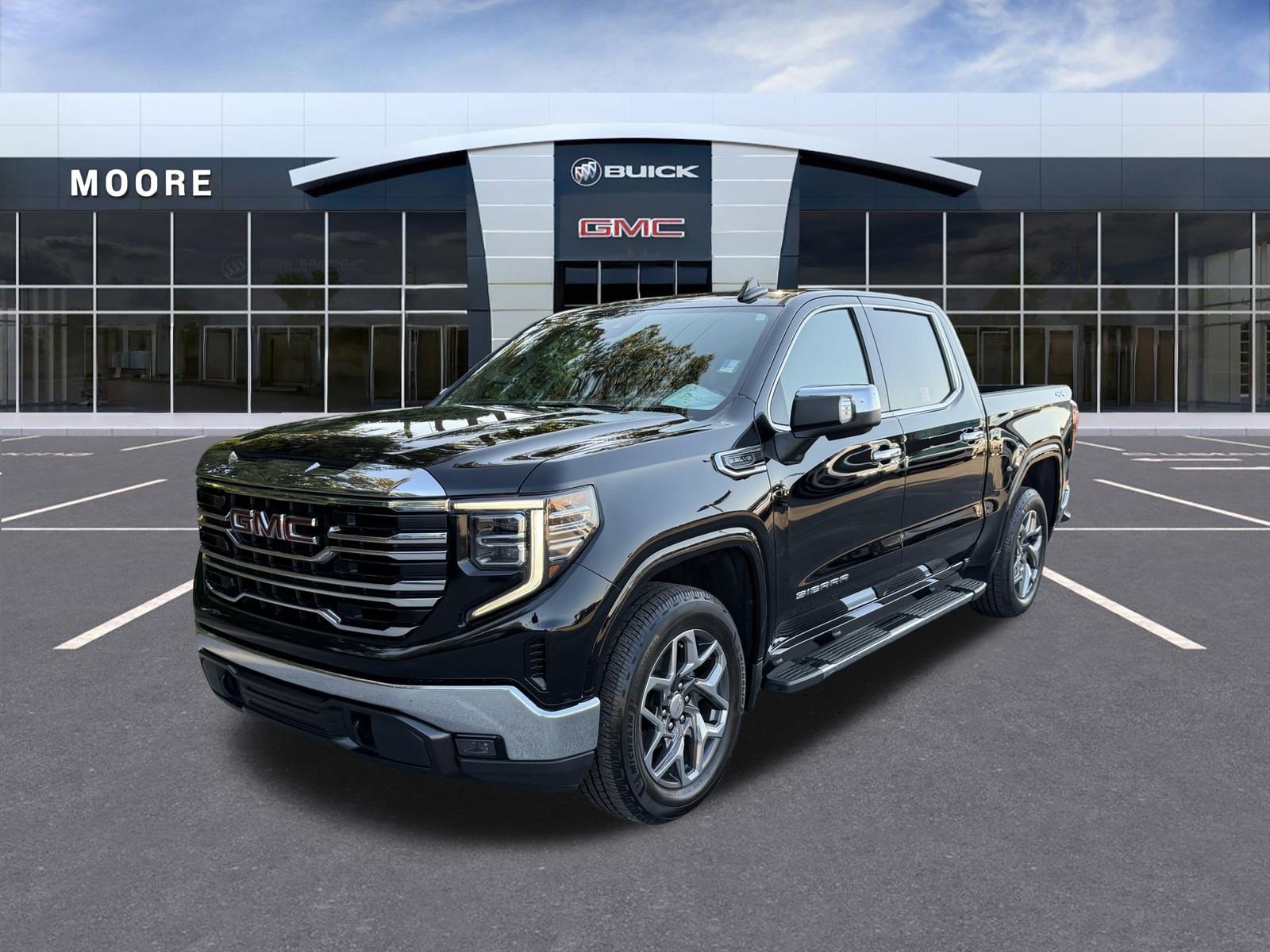 Used 2022 GMC Sierra 1500 SLT w/ SLT Convenience Package AWD/4WD image 7