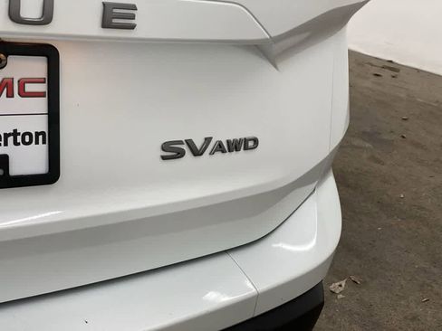 Used 2024 Nissan Rogue SV image 10