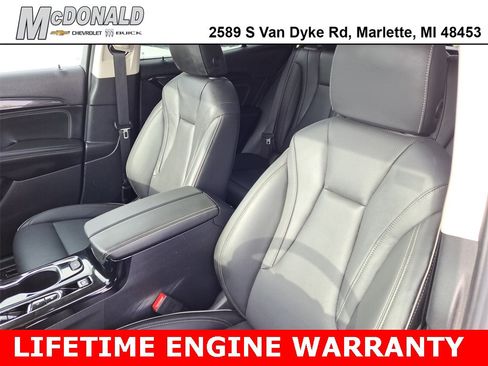 Used 2023 Buick Envision Essence image 5
