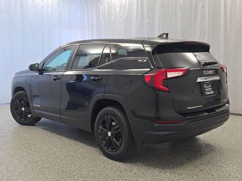 Certified 2024 GMC Terrain SLE AWD/4WD image 15