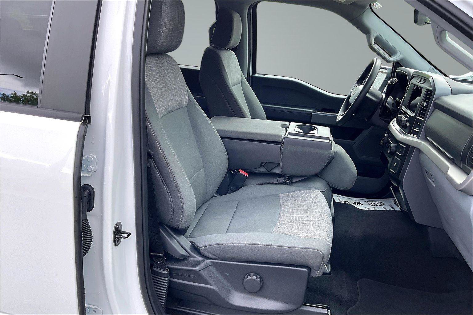 Used 2023 Ford F150 XLT AWD/4WD image 7