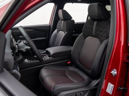 Certified 2026 Honda Pilot Black Edition image 18