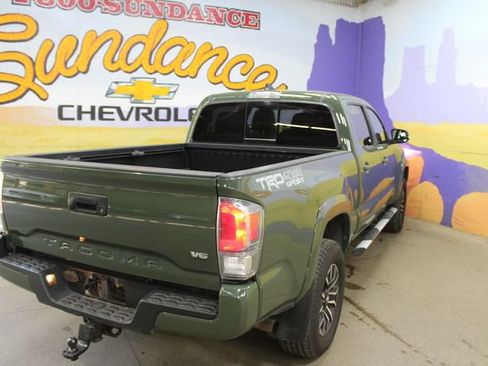 Used 2021 Toyota Tacoma TRD Off-Road AWD/4WD image 8