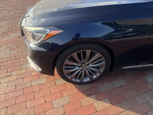 Used 2019 Genesis G80 5.0 Ultimate RWD image 2