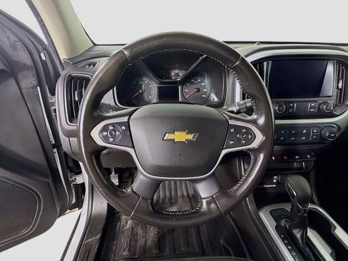 Used 2022 Chevrolet Colorado LT w/ Fleet Safety Package image 13