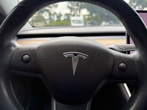 Used 2019 Tesla Model 3 Standard Range Plus RWD image 23