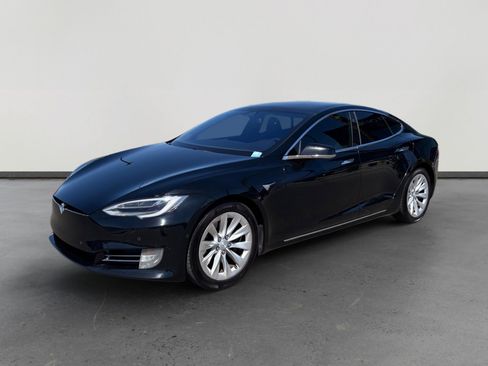 Used 2018 Tesla Model S 75D AWD/4WD image 1