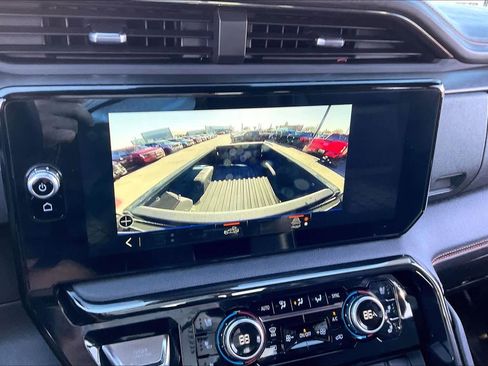 Used 2024 GMC Sierra 1500 AT4 w/ Technology Package image 32