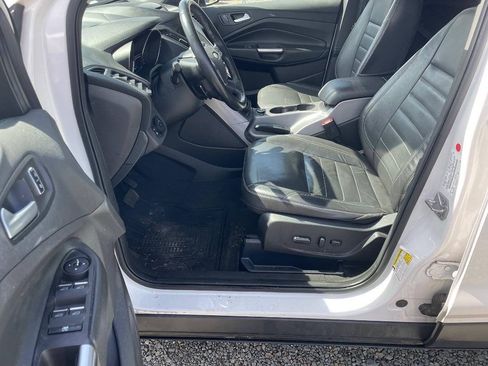 Used 2016 Ford Escape SE w/ SE Leather Comfort Package AWD/4WD image 10