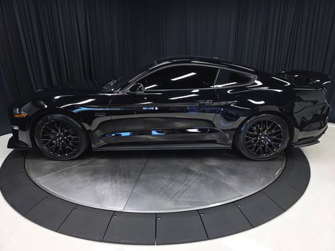 Used 2020 Ford Mustang GT Premium w/ GT Performance Package RWD image 10