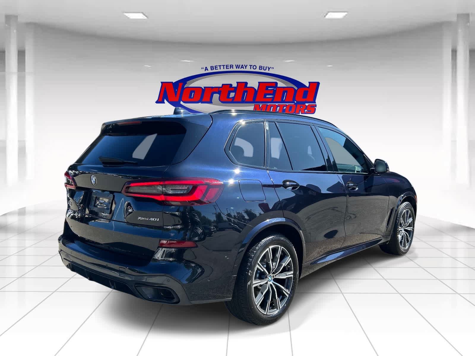 Used 2021 BMW X5 xDrive40i w/ M Sport Package AWD/4WD image 3