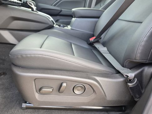 New 2026 Chevrolet Colorado LT image 16