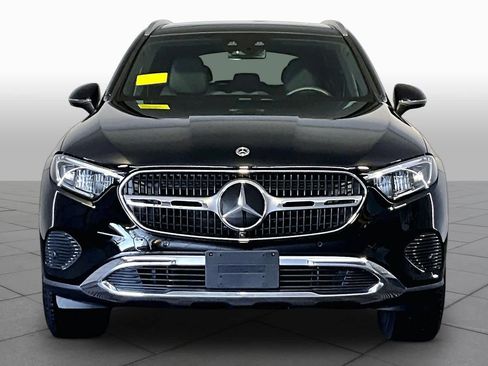 Used 2024 Mercedes-Benz GLC 300 4MATIC image 4