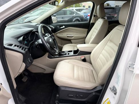 Used 2018 Ford Escape SEL AWD/4WD image 12