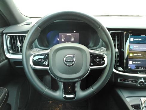 Used 2024 Volvo S60 B5 Plus w/ Climate Package FWD image 36