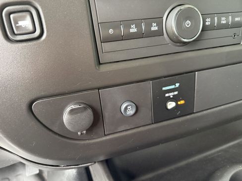 Used 2024 GMC Savana 2500 w/ Driver Convenience Package image 20