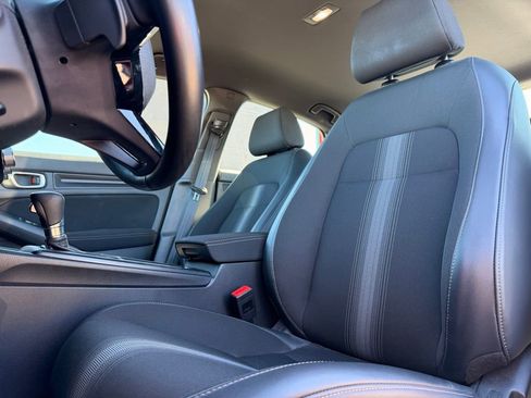 Used 2023 Honda Civic Sport image 24