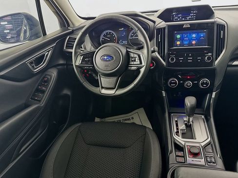 Used 2023 Subaru Forester Premium image 27