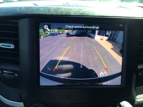 Used 2020 RAM 1500 Big Horn AWD/4WD image 13