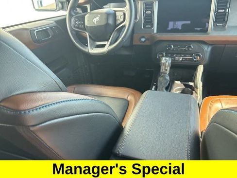 Used 2024 Ford Bronco Outer Banks w/ Sasquatch Package AWD/4WD image 43