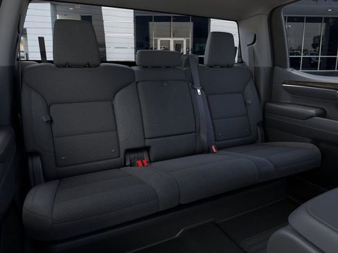 New 2025 GMC Sierra 1500 Elevation image 17